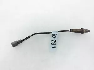 2013-2018 Toyota Rav4 Exhaust Manifold Oxygen Sensor 89467-0R050 - Picture 1 of 8