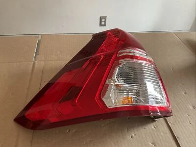 Conjunto de lámpara de luz trasera lado del conductor inferior LH LR para Honda CR-V SUV Foto 1 de 4