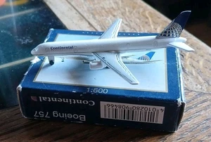 Schabak Avion Airlines 1/600 - Boeing 757 Continental - Foto 1 di 7