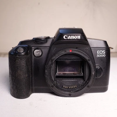 Canon EOS 5000 35mm SLR Film Camera Body Only - Untested - Image 1 of 4