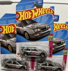 Hot Wheels '87 Ford Sierra Cosworth Silver LOTTO DI 3 2/250 2023 - Foto 1 di 2