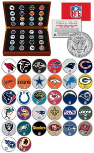 NFL FOOTBALL LOGO U.S. JFK Half Dollar 32-Coin Set in Premium Cherry Wood Box - Picture 1 of 3