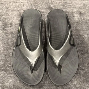 Oofos Original Sport Recovery Flip Flop Sandalen Herren Größe 11 / 44 Riemen schwarz - Bild 1 von 6