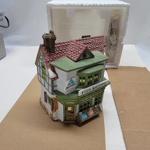 THE MERMAID FISH SHOPPE  The Heritage Dicken's Village Collection Dept 56 5926-9 - Picture 1 of 11