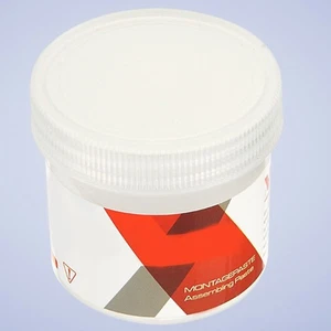 Waterproof Bicycle Lubricant for Optimum Hub Chain and Bottom Bracket Care - Picture 1 of 12
