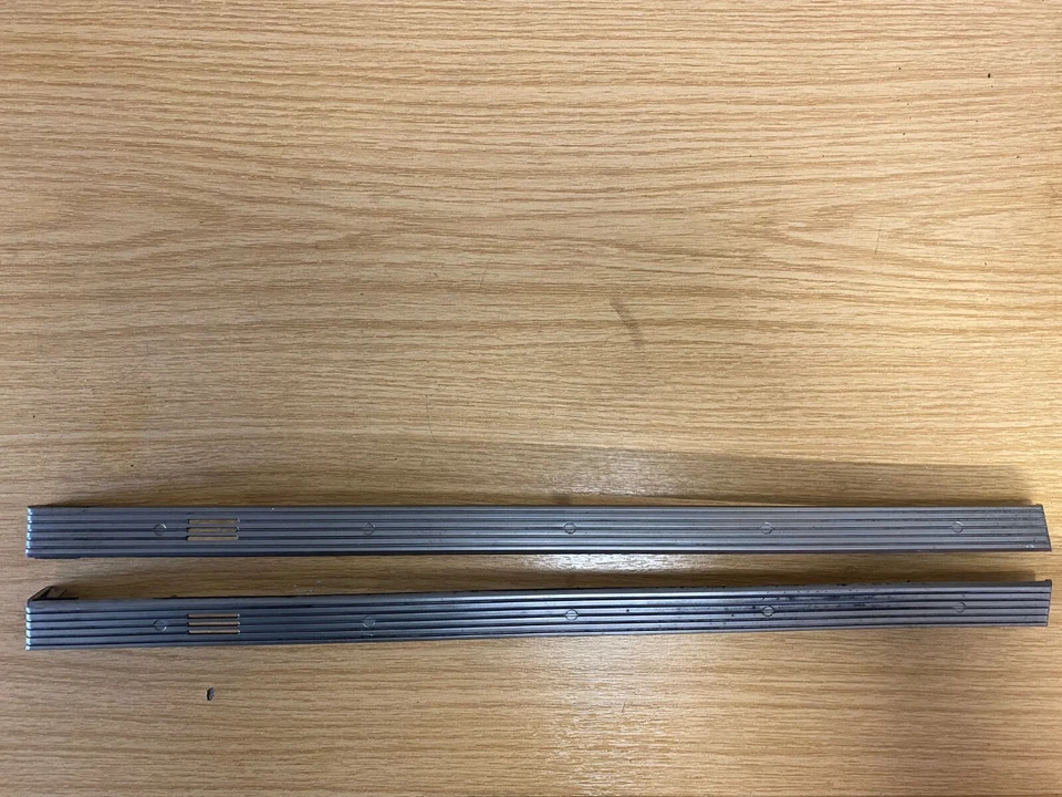 ПАРА ОТДЕЛКИ ПЕРЕДНЕЙ ПРИБОРНОЙ ПАНЕЛИ NISSAN X TRACK 2002 684108H300R 684118H300L - Изображение 1 из 2