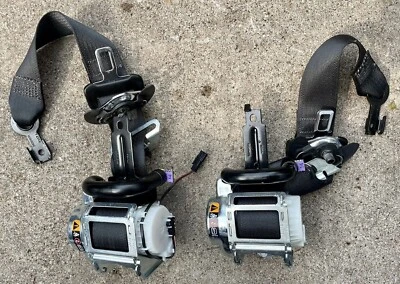 SEATBELTS 2014-2018 SILVERADO CREW CAB/GMC SIERRA 1500 LEFT + RIGHT BLACK OEM - Image 1 of 4