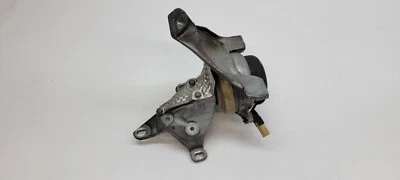 SOPORTE MONTAJE MOTOR LADO IZQUIERDO CONDUCTOR LAMBORGHINI URUS OEM 4M0399201G Foto 1 de 4