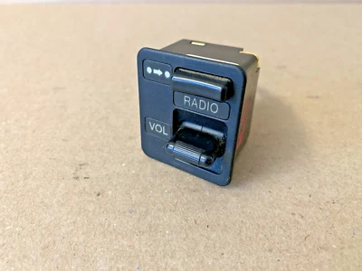 OEM Acura Legend 1986-1990 Radio Volume Switch RARE GOOD SHAPE COUPE - Image 1 of 4