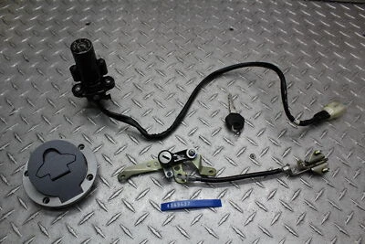 Yamaha YZF R3 2015 juego de llaves de encendido con tapa de gasolina y bloqueo de asiento Foto 1 de 4