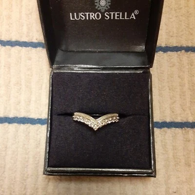 Anillo de ley Lustro Stella talla 11 hecho con circonitas blancas de Swarovski (367) Foto 1 de 4