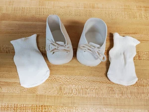 PINK ON SOLE -ORIGINAL 1980s WHITE BABY SHOES SOCKS  for CPK Cabbage Patch Kids - Picture 1 of 3