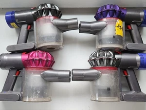 Bundle 4 X Dyson V7 V8 Cordless Handheld Hoover Vacuum Cleaner Sold For Parts - Picture 1 of 6