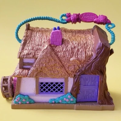 Mini juego de cabaña Aurora de la Bella Durmiente de la Colección de Animadores Disney Foto 1 de 4