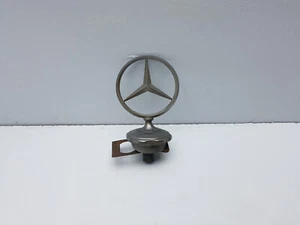 MB 230.4 W115 [73-76] Bonnet Hood Grill Grille Star Badge Emblem - 1158800386 - Picture 1 of 10