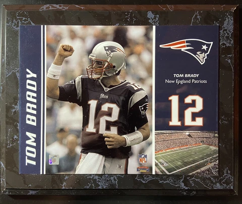 Tom Brady Mounted Memories 8x10 Wooden Player Plaque New England Patriots Cover