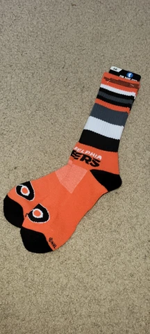 Philadelphia Flyers NHL Team Color Socks Mens, Size Large 10-13, NWT Cover