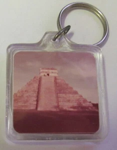 Vintage Chichen Itza Yucatan Map Photo Lucite Keyring Keychain - Picture 1 of 2