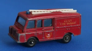 Vintage ~ Matchbox ~ Lesney ~ No 57 ~ Land Rover Fire Truck Kent Fire Brigade - Picture 1 of 5