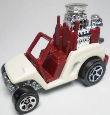 1999 HOT WHEELS TEE'D OFF WHITE 1:64 DIECAST 2 3/8" SOUPED UP GOLF CART WITH RED - Image 1 of 4