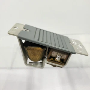 EDWARDS Signaling Device 662 Compact Flush Strap Mounted Buzzer 8-10VAC Vintage - Picture 1 of 4