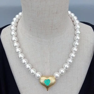 White Sea Shell Pearl Heart Green Quartz Pendant Choker Necklace - Picture 1 of 8