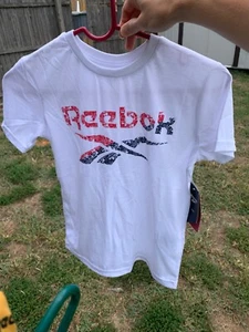 NWT BOYS REEBOK TOP SIZE 8 - Picture 1 of 2