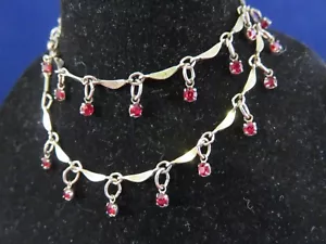 Beautiful Austrian Red Crystals on Silver Tone Sculptured Chain by Marianna 506 - Picture 1 of 12