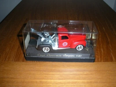 SOLIDO DIECAST TOW TRUCK Chicago Fire Dept  FRANCE IN DISPLAY BOX 4.25"L   - Image 1 of 4
