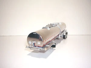 DCP FIRST GEAR 1/64 POLISHED STAINLESS STEEL TANDEM AXLE BRENNER CHEMICAL TANKER - Picture 1 of 4