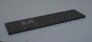 Apple Magic Keyboard with Numeric Keypad (Space Gray/ Black) A1843    1G - Picture 1 of 4