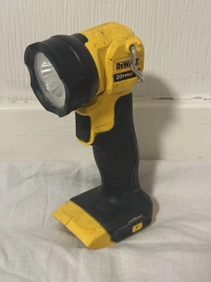Dewalt DCL040 20-Volt Max Lithium-Ion LED Worklight Flashlight Tool Only TESTED - Image 1 of 4