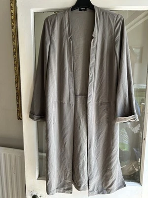 Oasis women’s grey kimonos size 10 - Image 1 of 2