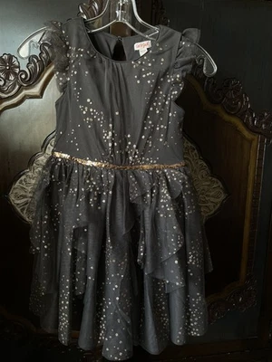 Vestido para niñas con ribete de lentejuelas manga acampanada Cat & Jack gris carbón oro rosa M 7/8 Foto 1 de 4