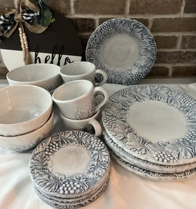 WILLIAM SONOMA Blue Napa 17-teiliger Tischbecher Speiseteller Salatteller Schale Pasta - Bild 1 von 9