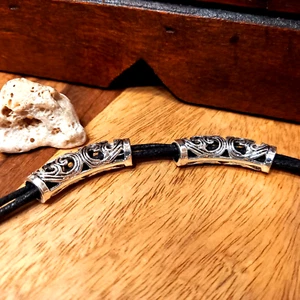 2 große gebogene Zwischenperlen Spacer Beads Großlochperlen (B11) - Bild 1 von 3