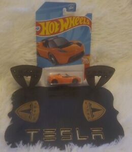 Matchbox Tesla Roadster Rare! Bundle! Custom Display WITH Car! Limited Edition!!