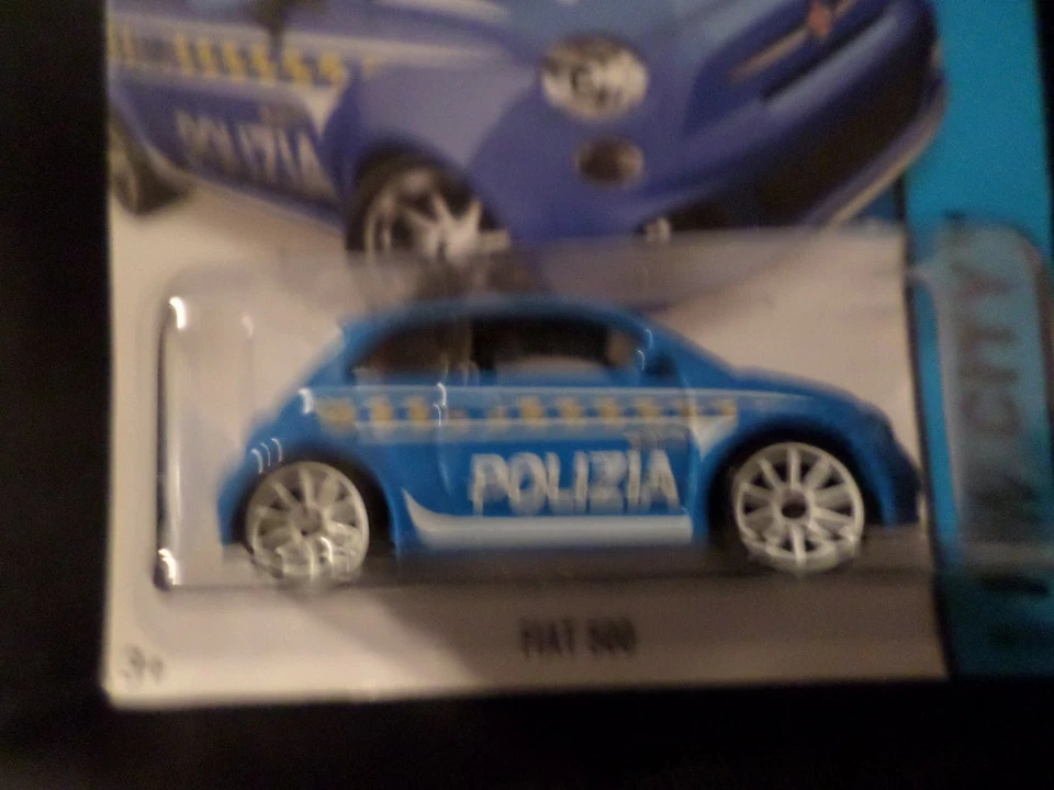 HW HOT WHEELS 2015 HW CITY #50/250 FIAT 500 HOTWHEELS AZUL POLICÍA VHCL Foto 1 de 1
