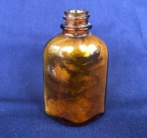 Vintage Small Medicine Bottle DES.PAT.92148 Screw Top Collectible Pharmacy - Picture 1 of 3