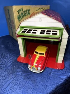 Litografía de hojalata Marx El garaje mágico y coche rojo con caja original - Imagen 1 de 11