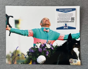 2009 BREEDERS CUP MIKE SMITH SIGNED 8x10 PHOTO JOCKEY ZENYATTA BECKETT BC83636 - Picture 1 of 1