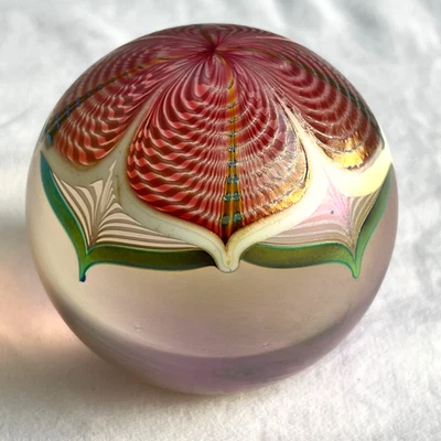 Lg. Abelman Paperweight Pink Iridescent Pulled Feather Art Glass Signed 1987 3" - Image 1 of 4