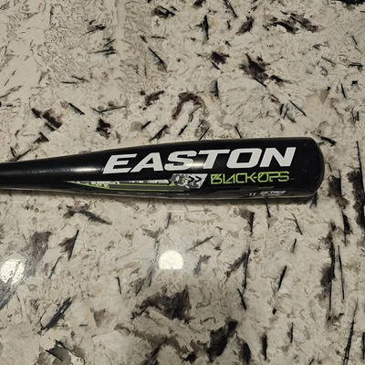 Taco de beisebol Easton Black-Ops TB63 Ultra Lite 24” 13 oz 2 1/4 barril de alumínio - Imagem 1 de 4