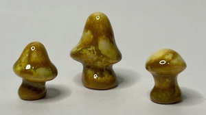 Ceramic decorative mushroom, glazed, glossy creamy green with brown - Picture 1 of 1