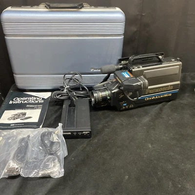 Panasonic PV-320D OmniMovie VHS AF CCD Video Camera Camcorder, AC Adaptor, Case - Image 1 of 4