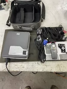 HP XB31 Digital Projector with Remote/Carrying Case/Cords & Cables - Picture 1 of 17