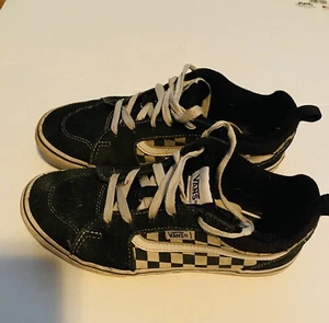 Furgonetas jóvenes niños/niñas talla 5. Zapatilla deportiva a cuadros negra/blanca - Imagen 1 de 4