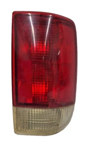 1995-2005 Chevrolet Blazer S10/Jimmy S15 RH Tail Light Assembly 16518500 - Picture 1 of 10