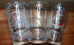 TRINKGLAS 0,3l mit Gravur Name, Logo, Geburtstag, Wappen, Sternz.... Geschenk - Bild 1 von 12