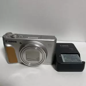Canon Power Shot SX740 HS Silver 20.3MP 4K Digital Camera 40x Optical Zoom Wi-Fi - Picture 1 of 8